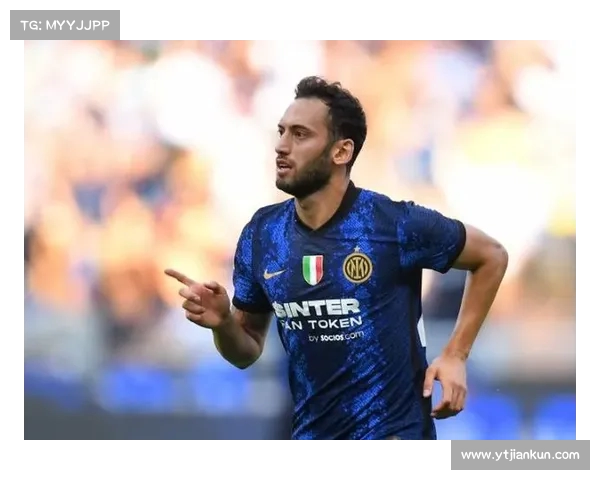 恰尔汗奥卢决定重返土耳其踢球，结束欧洲赛场征程