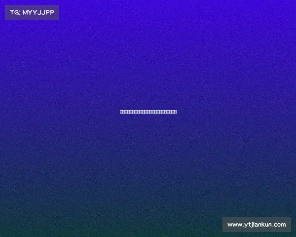 红白埃森主帅赛前亲自热身跑步前往球场为球队鼓劲