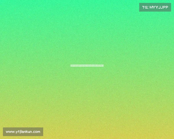 红白埃森主帅赛前亲自热身跑步前往球场为球队鼓劲